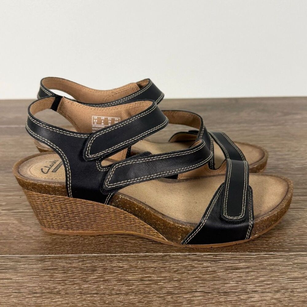 Clarks Cushion Strappy Wedge Sandals Soft Comfort Women 8 Black